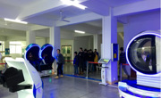 河源市科技馆VR新展品吸引大批公众前来体验