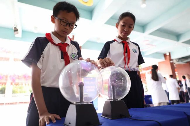 1761310605674301 1761310605674301